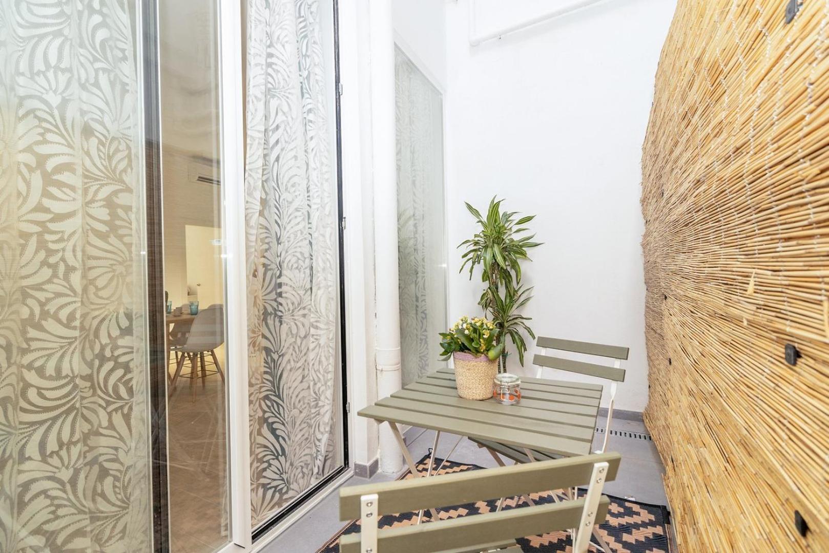 Guestready - Valencia'S Vibrant Malvarrosa Eksteriør bilde